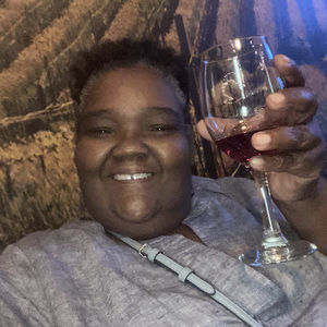 Meet your Posher, Pamela